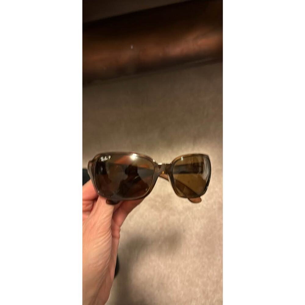 Ray-Ban Polarized RB4068 Women’s Havanas Brown tortoise, EUC w/ case retail $213
